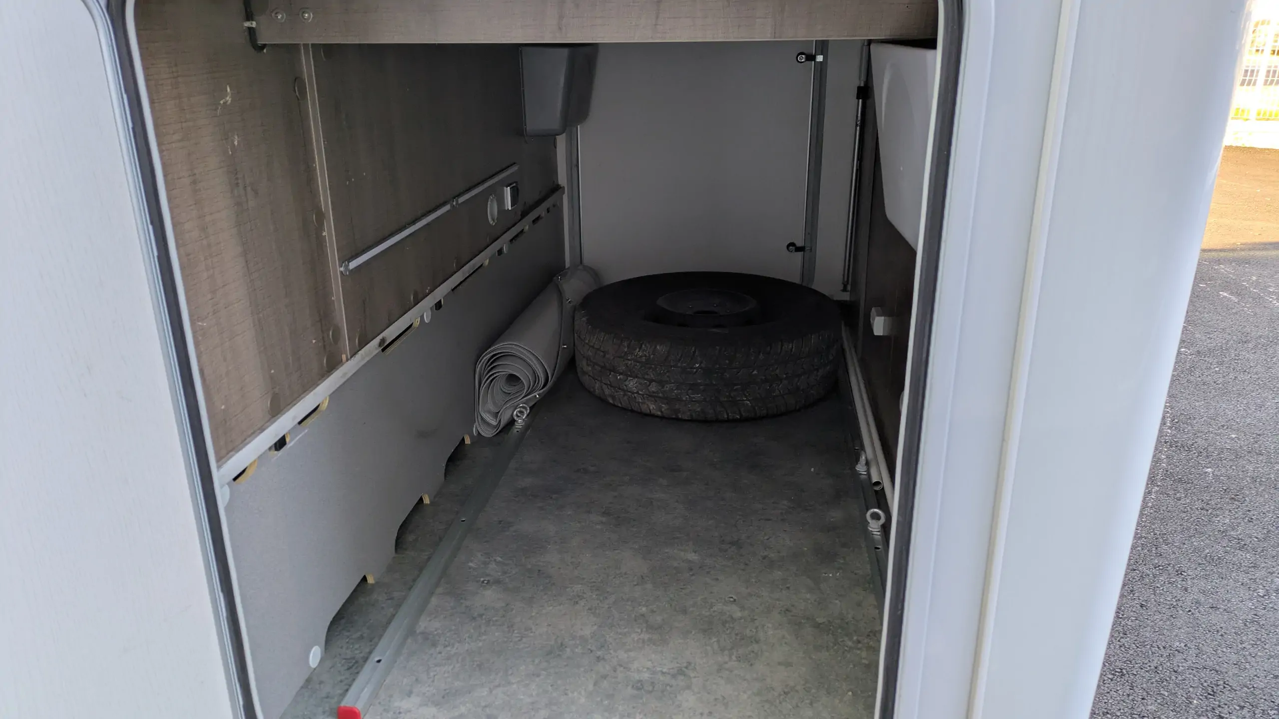 Image BAVARIA INITIAL I741FC ALLURE integral