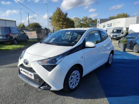 TOYOTA Aygo 1.0 VVT-i 72ch x-play x-app 3p à vendre à Bourges - Image n°1