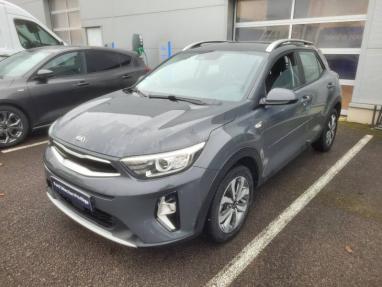 Voir le détail de l'offre de cette KIA Stonic 1.0 T-GDi 120ch MHEV Active DCT7 de 2020 en vente à partir de 186.02 €  / mois