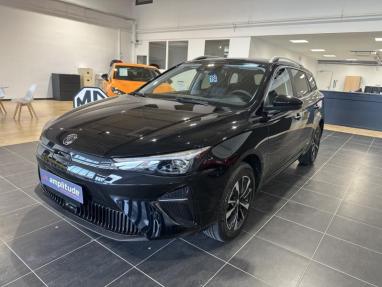 Voir le détail de l'offre de cette MG MOTOR MG5 EV 177ch - 50kWh Comfort MY23 de 2024 en vente à partir de 23 990 € 