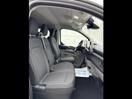 FORD Transit Custom Kombi 340 L1H1 2.5 Duratec 232ch Hybride rechargeable Limited CVT à vendre à Nevers - Image n°11