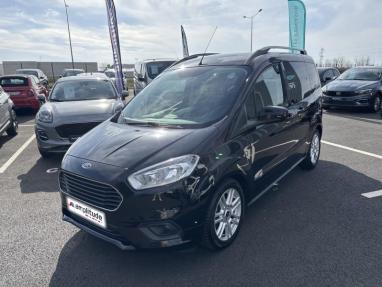 Voir le détail de l'offre de cette FORD Tourneo Courier 1.5 TDCI 100ch Titanium de 2020 en vente à partir de 15 799 € 