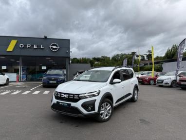 Voir le détail de l'offre de cette DACIA Jogger 1.6 hybrid 140ch Expression 5 places de 2023 en vente à partir de 187.67 €  / mois