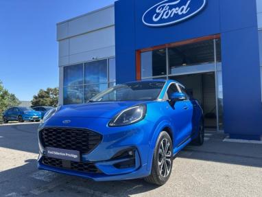 Voir le détail de l'offre de cette FORD Puma 1.0 Flexifuel 125ch S&S mHEV ST-Line de 2023 en vente à partir de 217.48 €  / mois