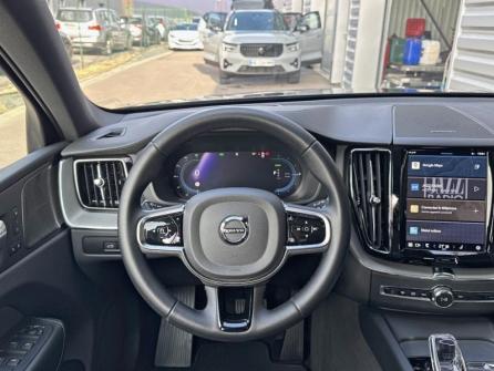 VOLVO XC60 T6 Hybride Rechargeable 253 + 145ch Black Edition Geartronic 8 AWD à vendre à Troyes - Image n°8