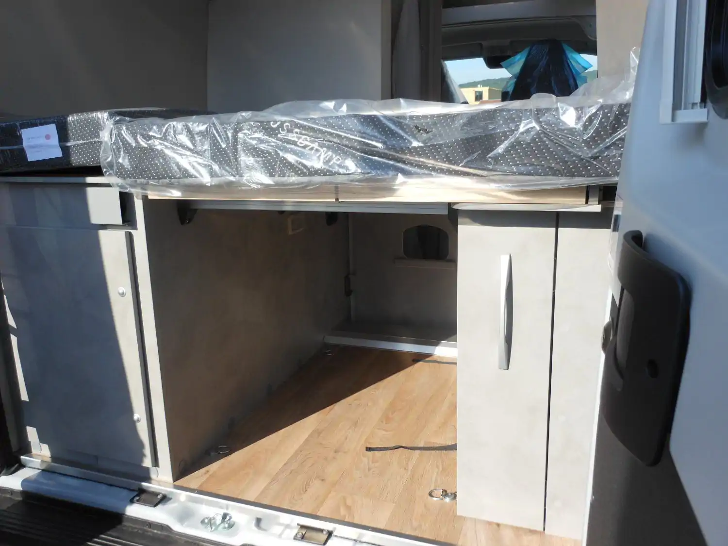 Image Crosscamp Flex full 600 Fourgon